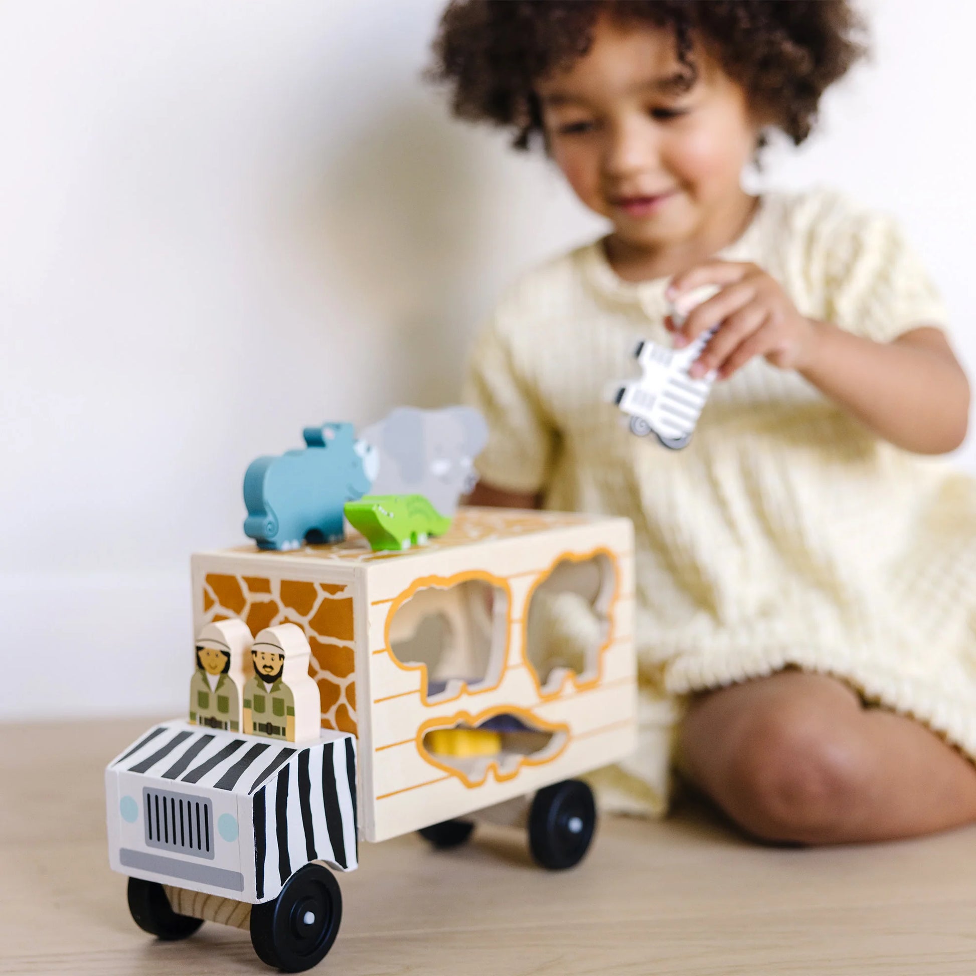Camion De Madera Con Bloques Abc - Melissa and Doug